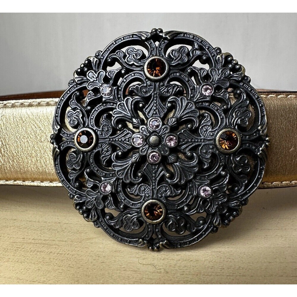 Fossil Gold Metallic Leather Fleur De Lis Filigree Belt M | Y2K Chunky Buckle